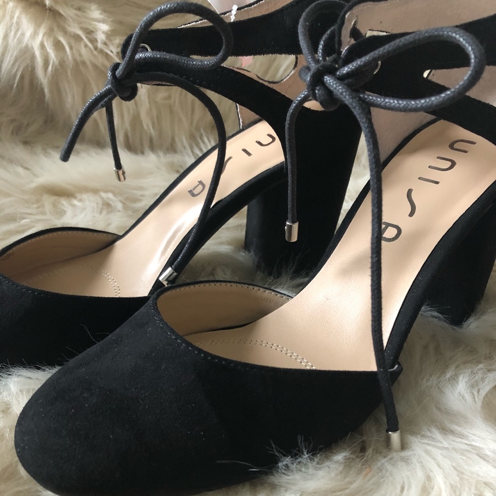 Unisa Kashh Suede Tie Pumps